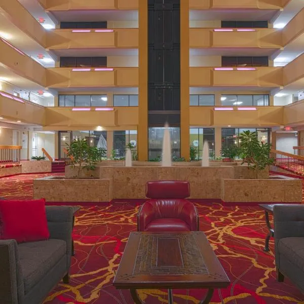 MCM Elegante Hotel & Suites Lubbock, hotel in Lubbock