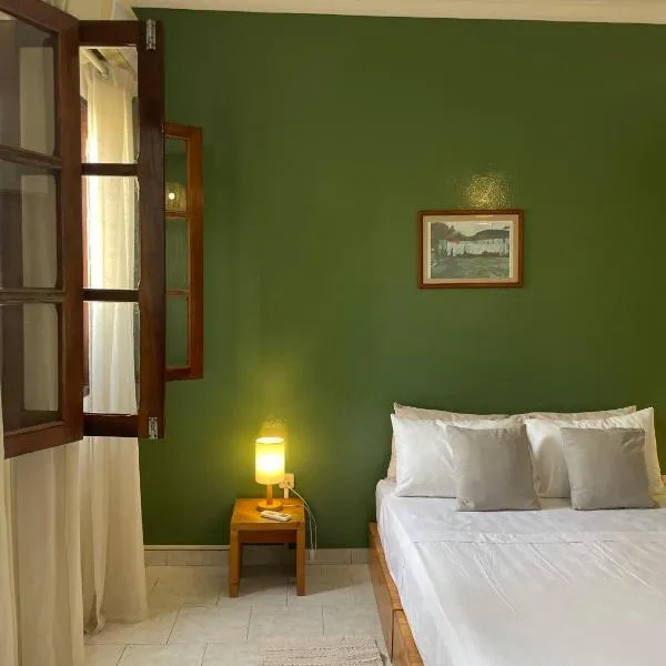 Syd's Guesthouse, hotel a Praia
