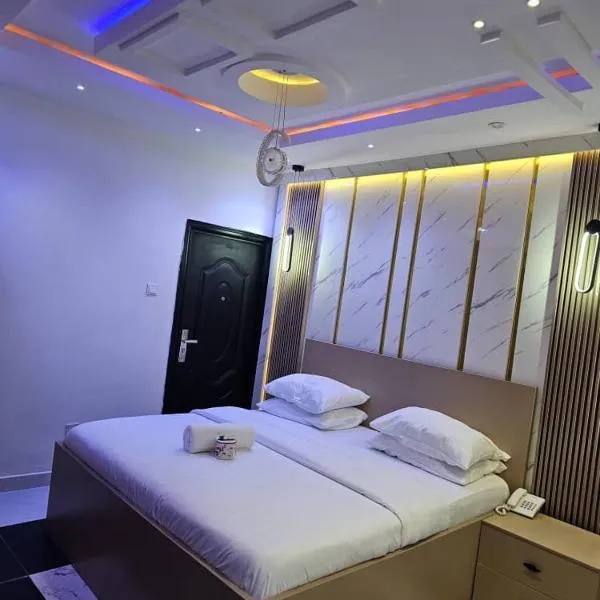 VHS Vinchee Suites，位于拉各斯的酒店