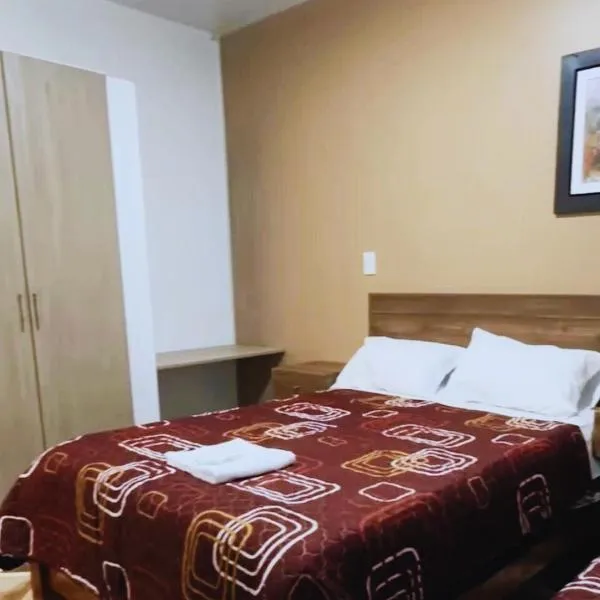 Hospedaje Mónaco - Jauja Airport, hotel in Jauja
