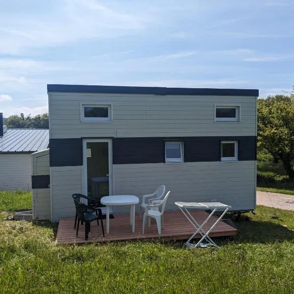 Tiny House proche de la plage sans draps ni serviettes、Plévenonのホテル