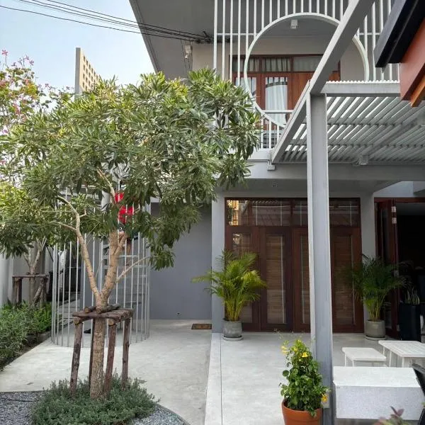 ROOMS at Number60 Khaosan Bangkok, hotel in Bangkok