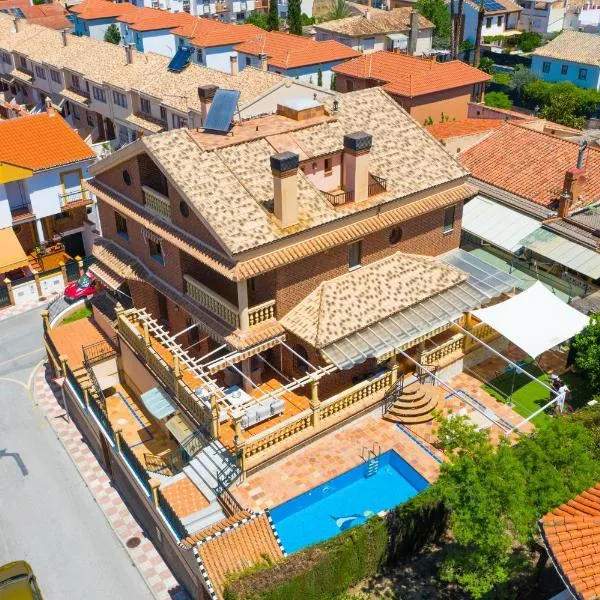 Villa Luis R, hotel in Cájar