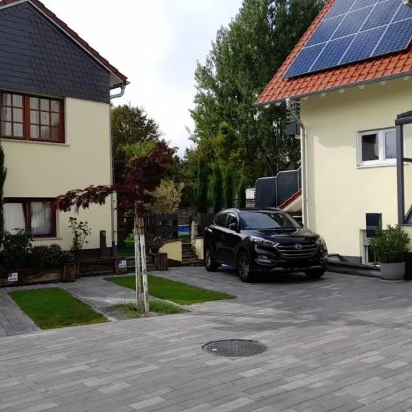 Am Dollespark,位于博登海姆的酒店