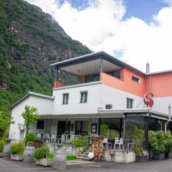 Ristorante Groven, hotel di Lostallo