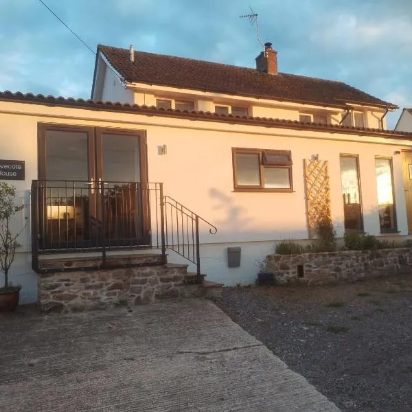 Spacious and sunny accommodation with Underfloor heating throughout, hotel v destinaci Culmstock
