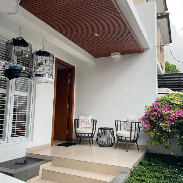 Evas Villa, Hotel in Seminyak