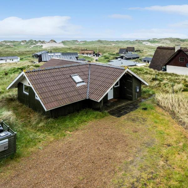 3 Bedroom Stunning Home In Ringkbing