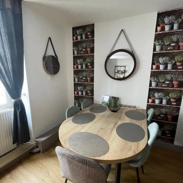 Appartement moderne centre ville, 5 personnes, 65 m2, hotel in Semur-en-Auxois