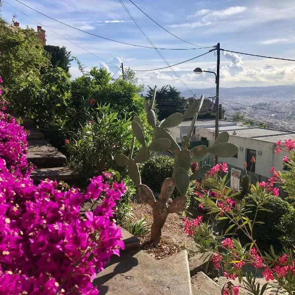 Terrasse, vue mer & montagne, parking & clim, hotel v Nice