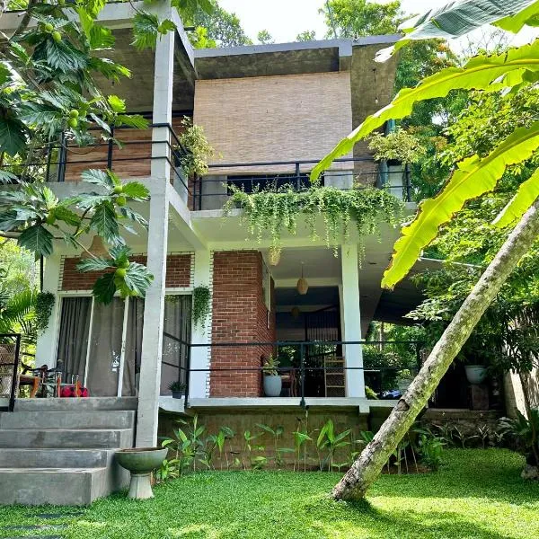 Track Monkey's Lodge，位于塞杜瓦的酒店