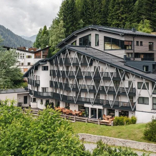 ARPURIA l 4 Star Superior l Adults Only, hotel in Sankt Anton am Arlberg