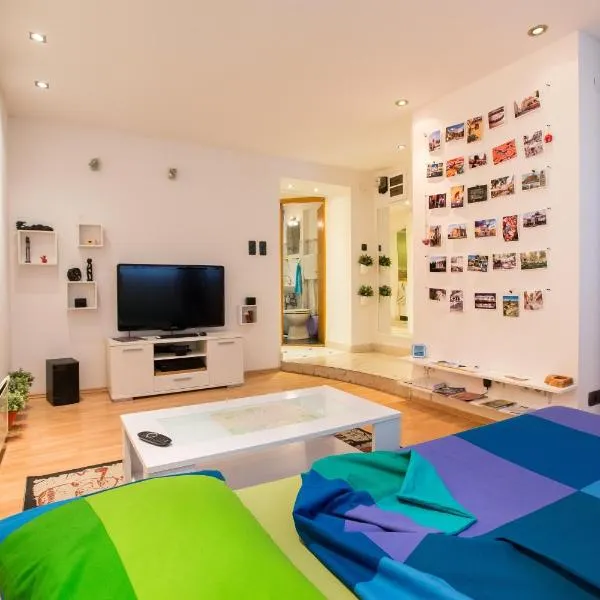 eazZynight Center Apartment, hotel in Zagreb