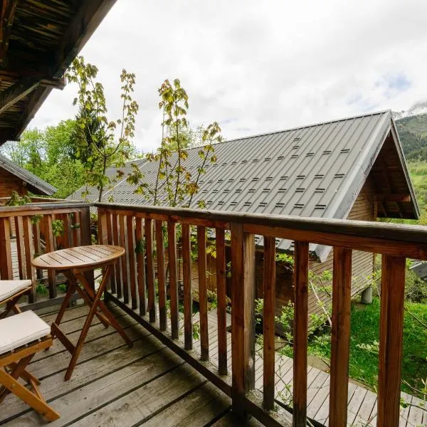 Village gaulois-appt 48r, hotel in Saint-François-Longchamp