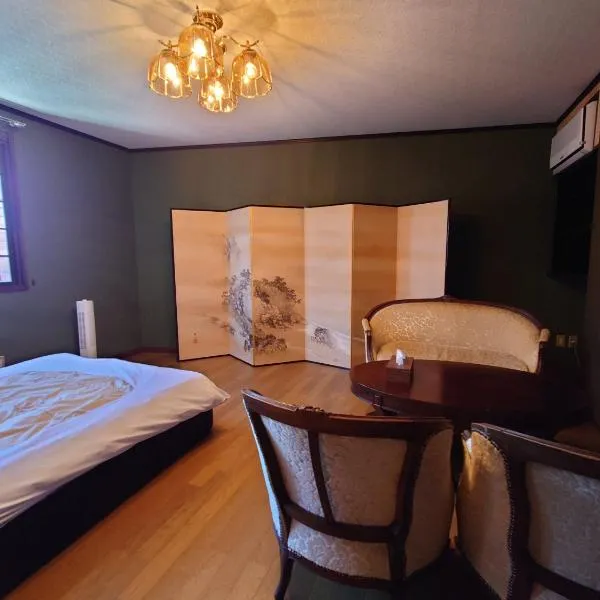 高山ステイ 杜若 かきつばた, hotell sihtkohas Takayama
