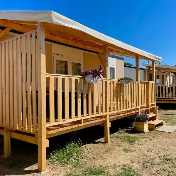 Camping Village Lido di Classe, hotel v destinaci Lido di Classe