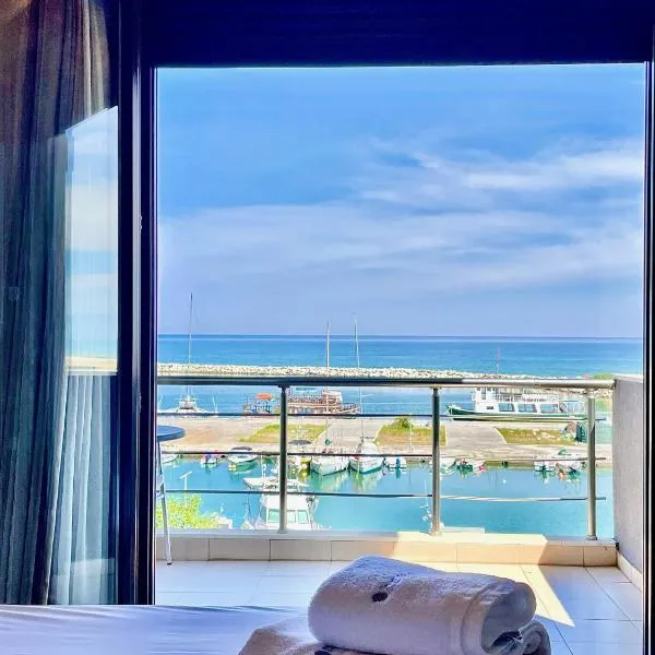 Porto Del Sol Hotel โรงแรมในปาราเลียกาเตอรีนิส