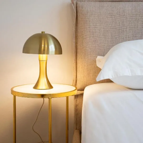 Garden Inn: Himarë şehrinde bir otel