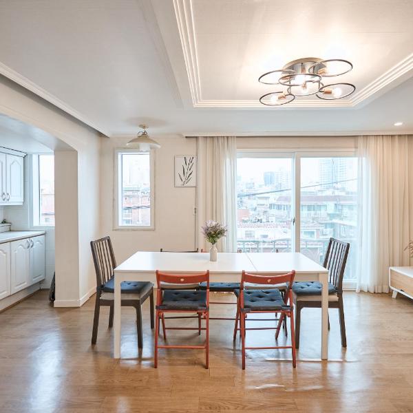 Artravel Hongdae Apartment, Seul