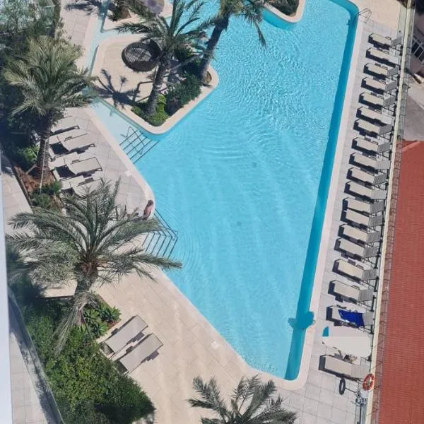 Luxury Apartment in Eurocity, хотел в Гибралтар