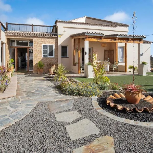 Las Golondrinas, Hotel in Jedey