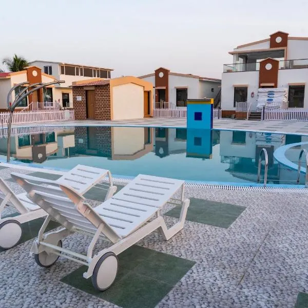 Flamingo Club and Resort Una 3 Km Away from Diu Check Post, hotel en Diu