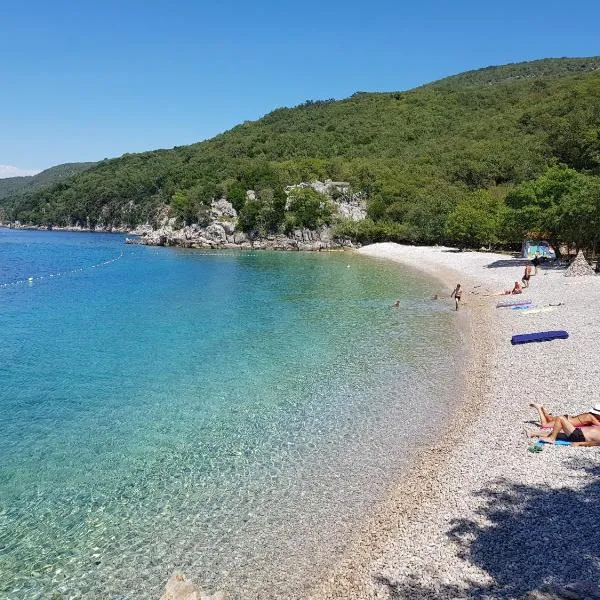 Vela Vrata – hotel w mieście Cres