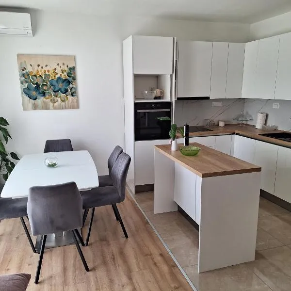 Apartment 3M, hotel in Split