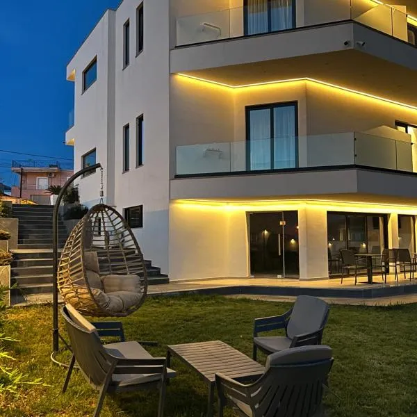 Adele Hotel Ksamil, hótel í Ksamil