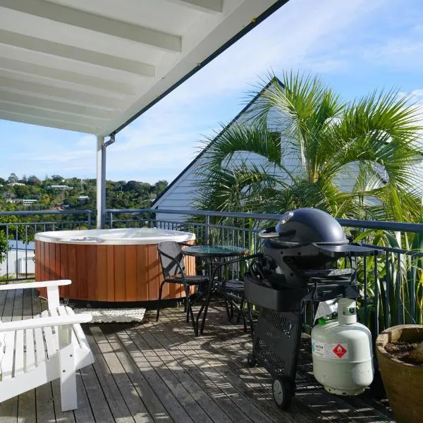 Paradise Palm Beach, Hot Tub, ξενοδοχείο στο Palm Beach