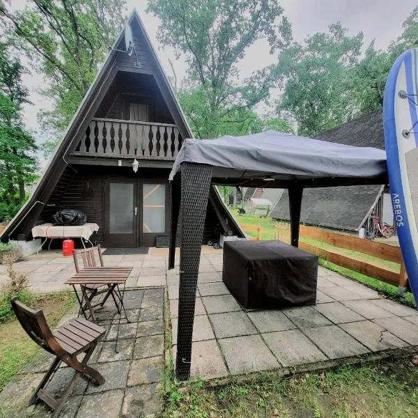 Finnhütte Strandbad Adria, hotel in Dessau