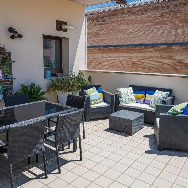 Apartamento Turístico Casa Museo Parking y Cargador, hotel in Merida