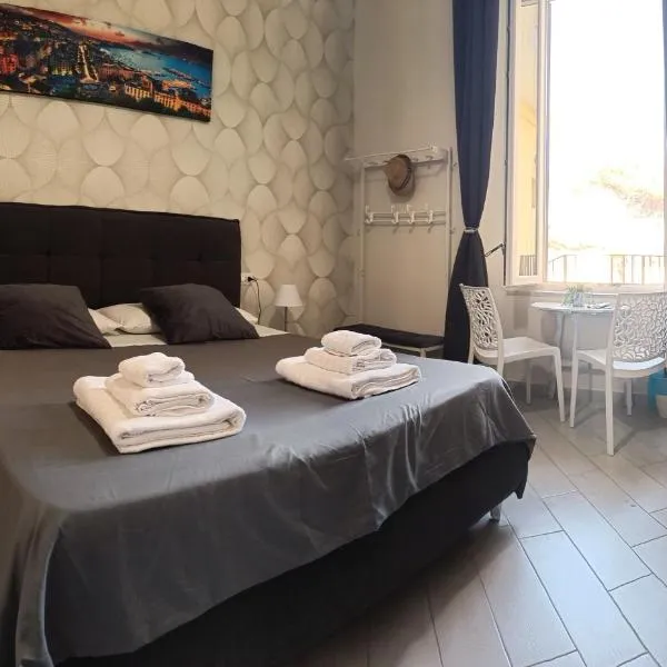 Pansini Ruggiero's Rooms, hotel a Napoli