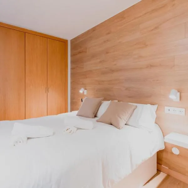 Confort Escaldes HUT 5003 - HUT 7755, hotel v destinaci Andorra la Vella