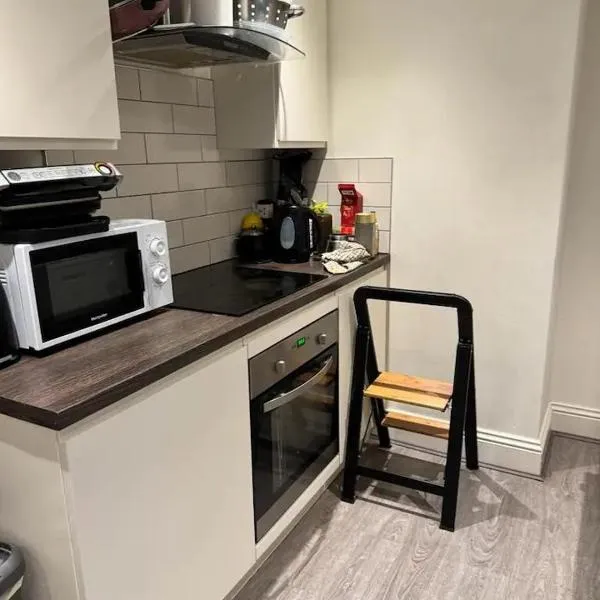 Room with Bathroom next to Sheffield Cathedral City Centre, hotel in Sheffield