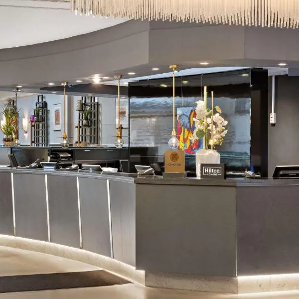 Hilton Dresden an der Frauenkirche, хотел в Дрезден
