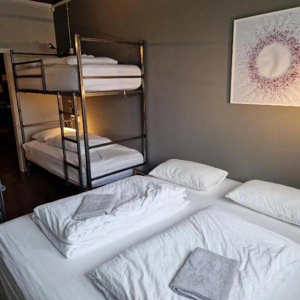 Tehúsið Hostel，位于埃基斯蒂尔的酒店