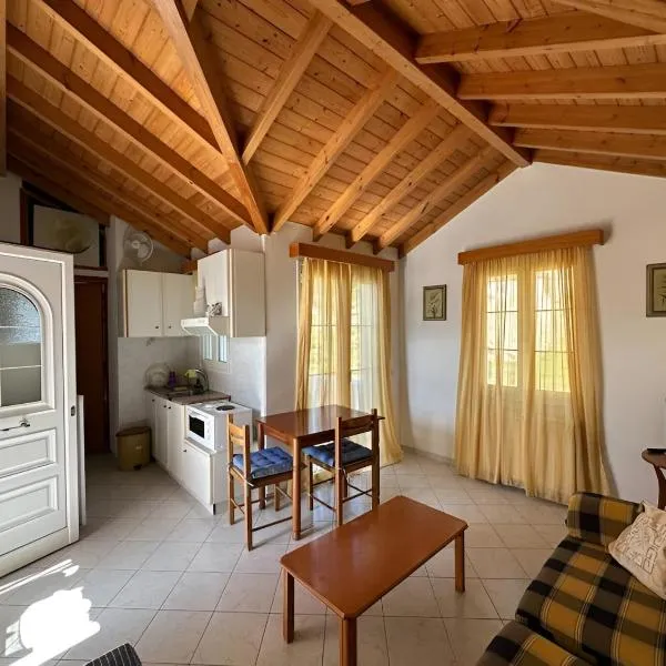 Eva's Apartments, hotel v destinaci Karlovasi