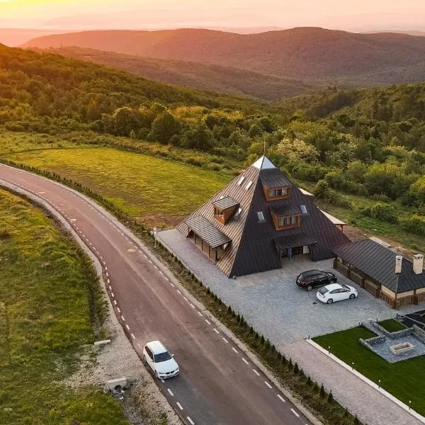 Pyramids Haven、Rîmeţiのホテル