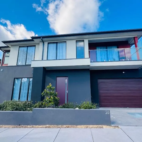 ‘The bayside’ Beautifully brand new house、Mentoneのホテル