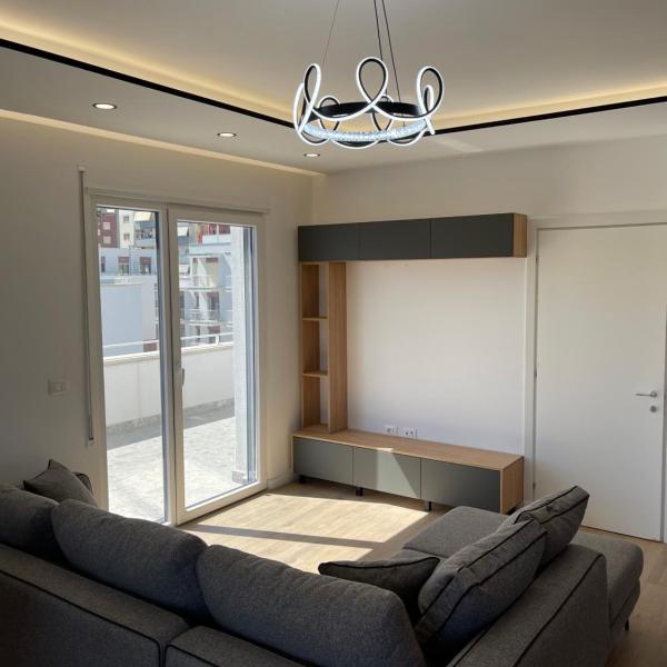 For rent apartament 160m Unaza e re, Тирана