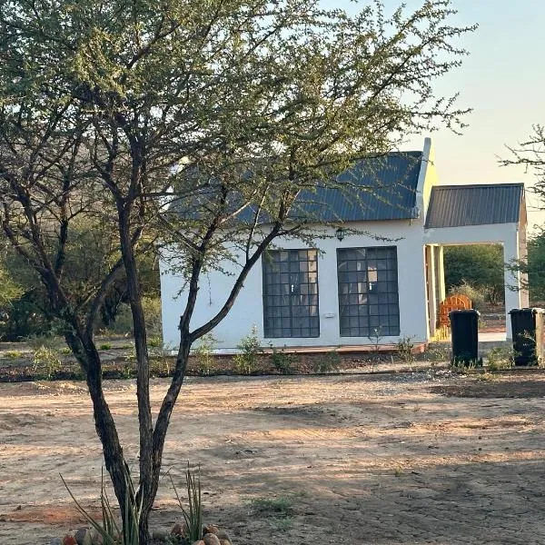 Leropong Manor, hotel in Mahalapye