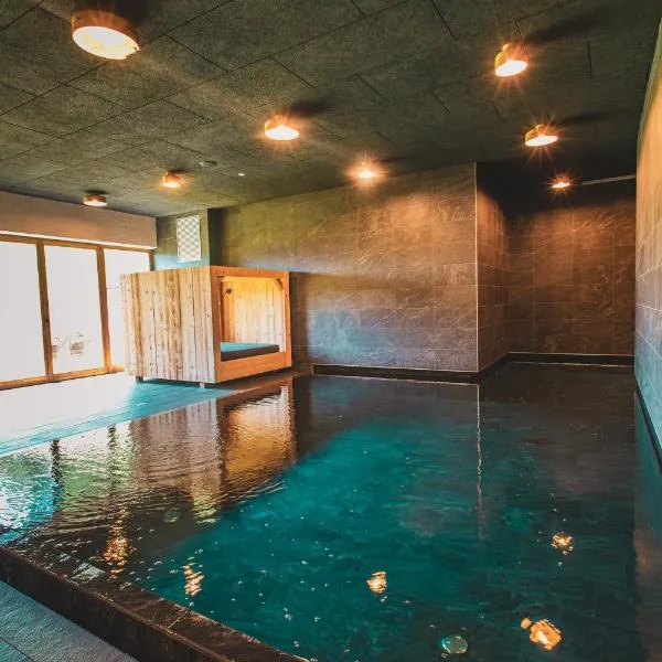 Bio Aparthotel Blaslahof, hotel in Valle Di Casies