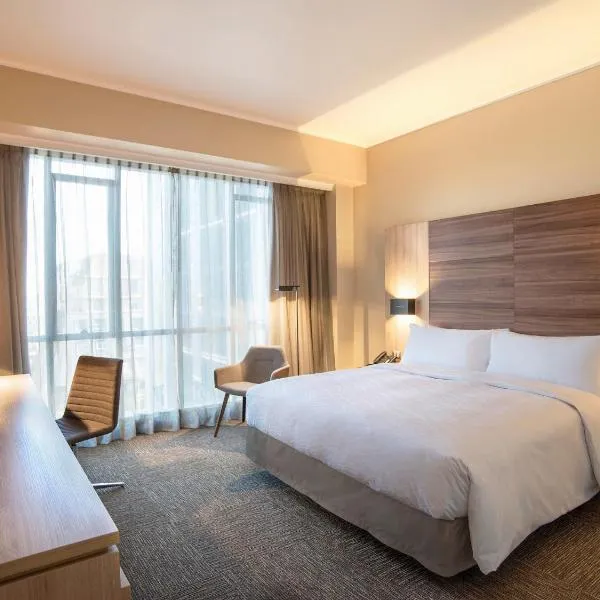 Mercure Concepcion，位于康塞普西翁的酒店