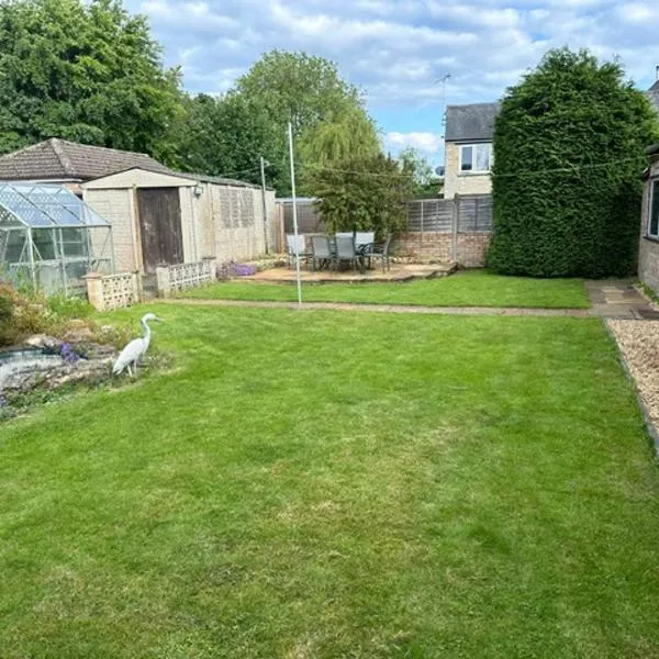 Central home Kidlington, hotel v mestu Kidlington