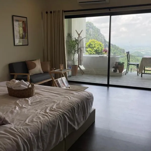 Layo Homestay, hotel em Ban Pha Mi