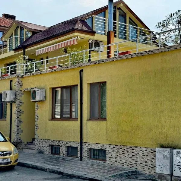 Стаи за гости Гергана град Созопол, hotel in Sozopol