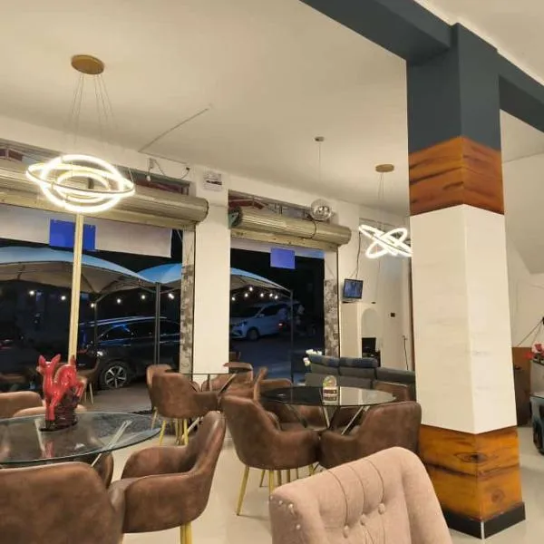 HOTEL VIP 46 SSQS，位于Bagua Grande的酒店