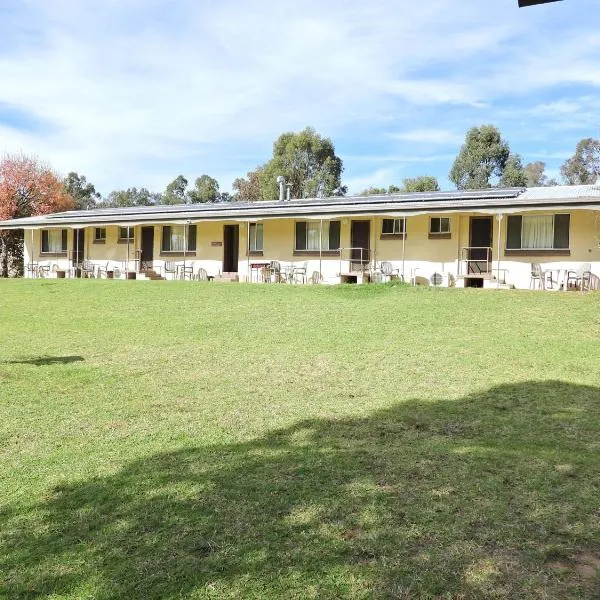 Warrumbungles Mountain Motel、クーナバラブランのホテル