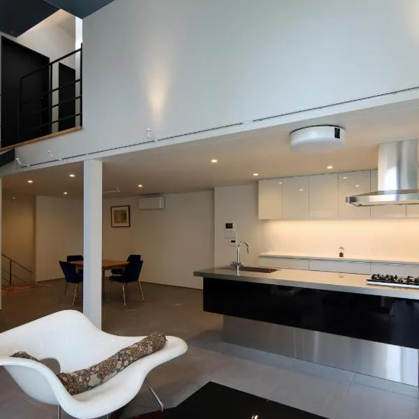 Spacious Home in Ebisu Heart of Tokyo, hotel in Tokyo